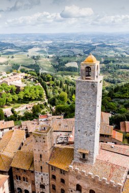 San Gimignano Toskana bölgesindeki ortaçağ bir şehirdir