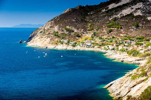 Mar da ilha de Elba perto de Chiessi — Fotografia de Stock