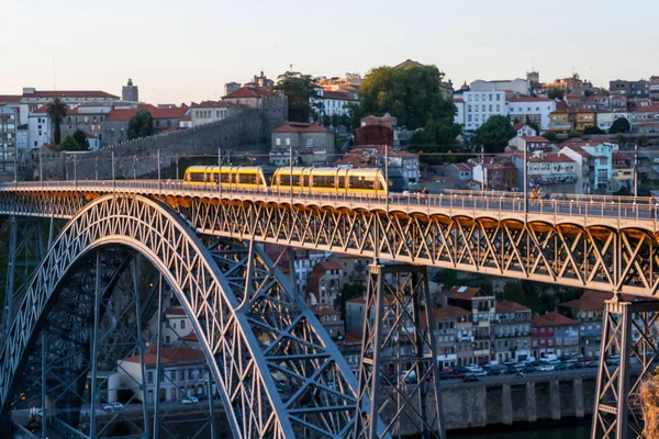 Dom Luis I Puente en Oporto, Portugal — Foto de Stock