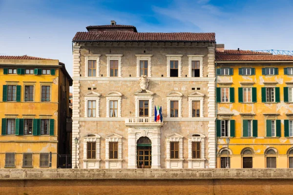 Sede del rectorado de la Universidad de Pisa en Toscana, Italia — Foto de Stock