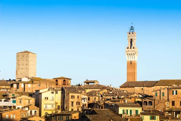 Vista del casco antiguo de siena, italia — Foto de Stock