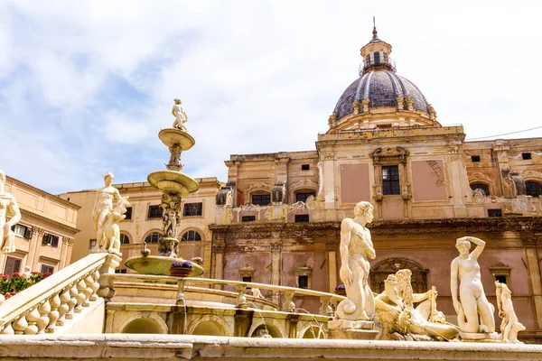 La Fuente Pretoriana en Palermo, Italia — Foto de Stock