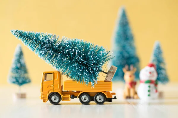 Preparar árbol de Navidad, concepto de decoración de Navidad — Foto de Stock