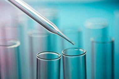 Bilim laboratuarı test tüpleri, laboratuvar ekipmanları.