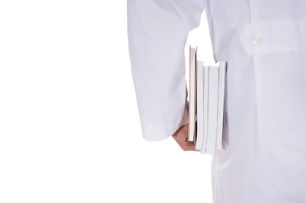 医生分离在白色背景上的手里拿着本书 — 图库照片