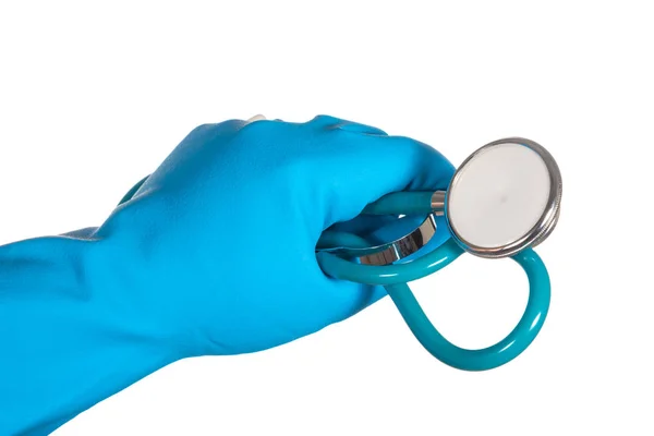 科学家手中蓝色的手套，拿着听诊器上 whi 孤立 — 图库照片