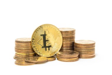Altın bitcoin ve beyaz backgro izole dolar sikke yığını