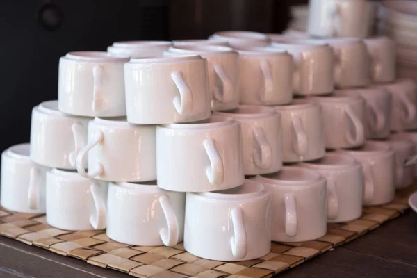 Stack av vit kaffekopp — Stockfoto