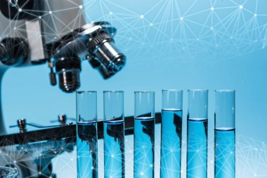 Açık mavi renkli, mikroskop ve laboratuvar test tüp s