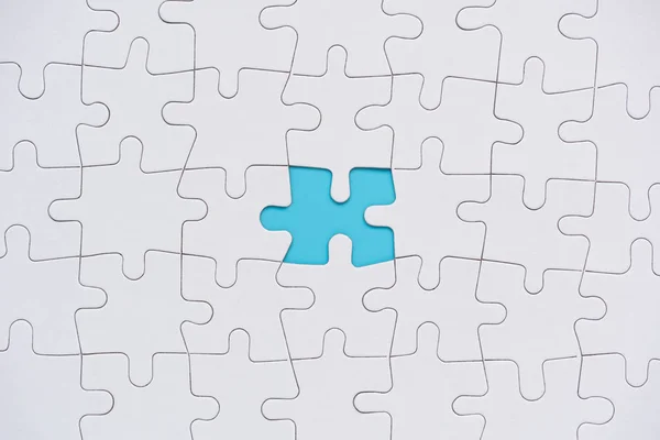 Last jigsaw puzzle piece — Stock Photo, Image