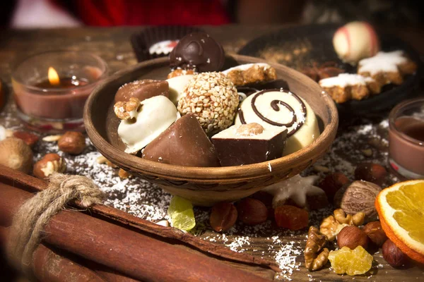 Фон с шоколадом, орехами, кулинарией, пряностями на варенье — стоковое фото
