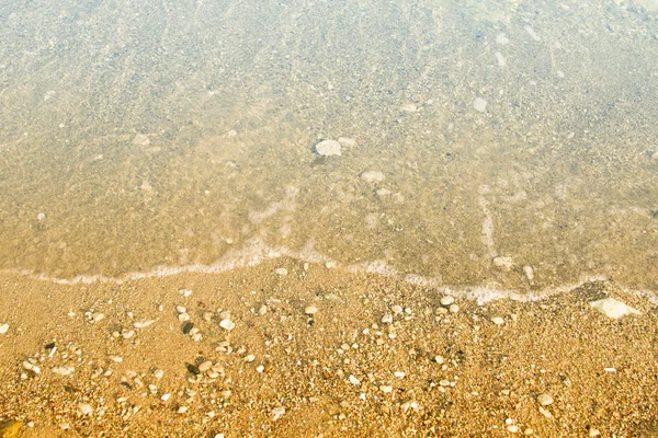 Homokos strand és a puha hullám — Stock Fotó