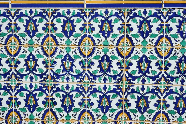 Oriental pattern on the finishing tile — Stock Photo, Image