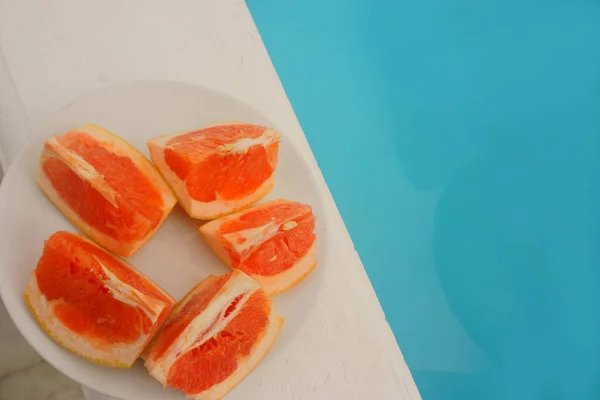 Grapefruit chopped pieces — Stock Photo, Image