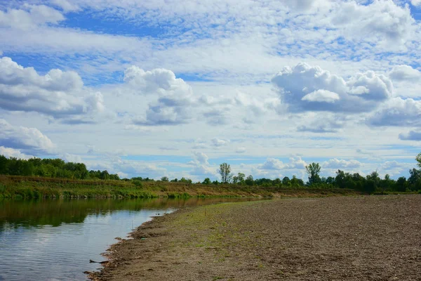 Landschaft Flusswald Himmel — Stockfoto