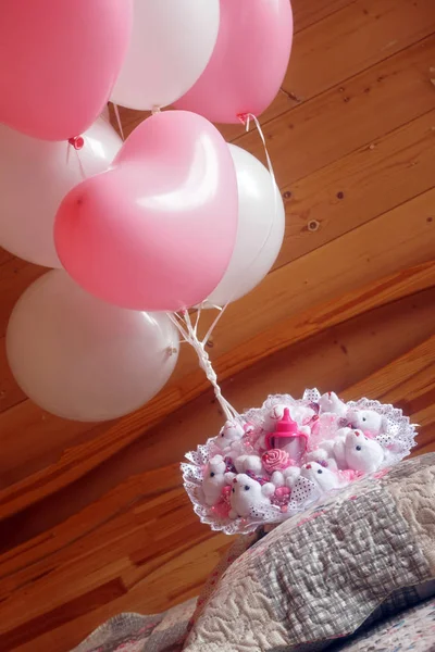 泰迪熊女孩, 气球, 礼物 — 图库照片