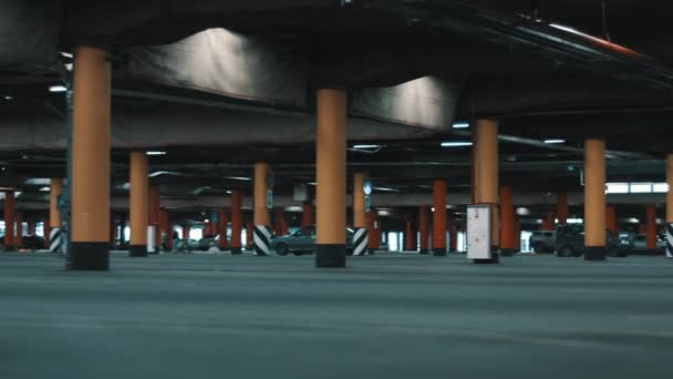 Huge underground parking. — Stock Video