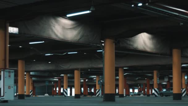 Huge underground parking. — Stock Video