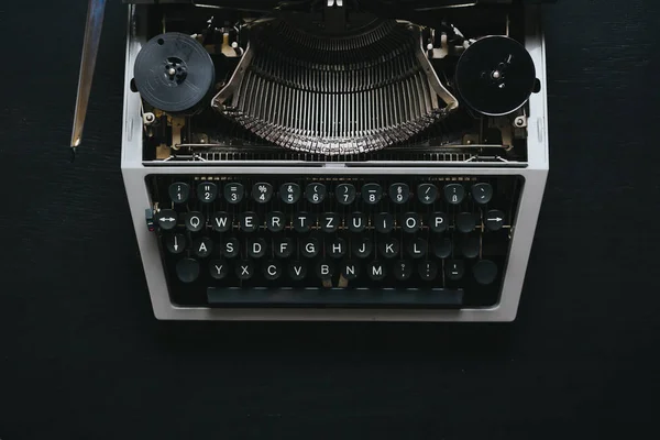 Стара друкарська машинка серія — стокове фото