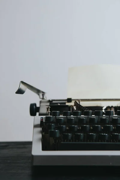 Ancienne série de machines à écrire — Photo