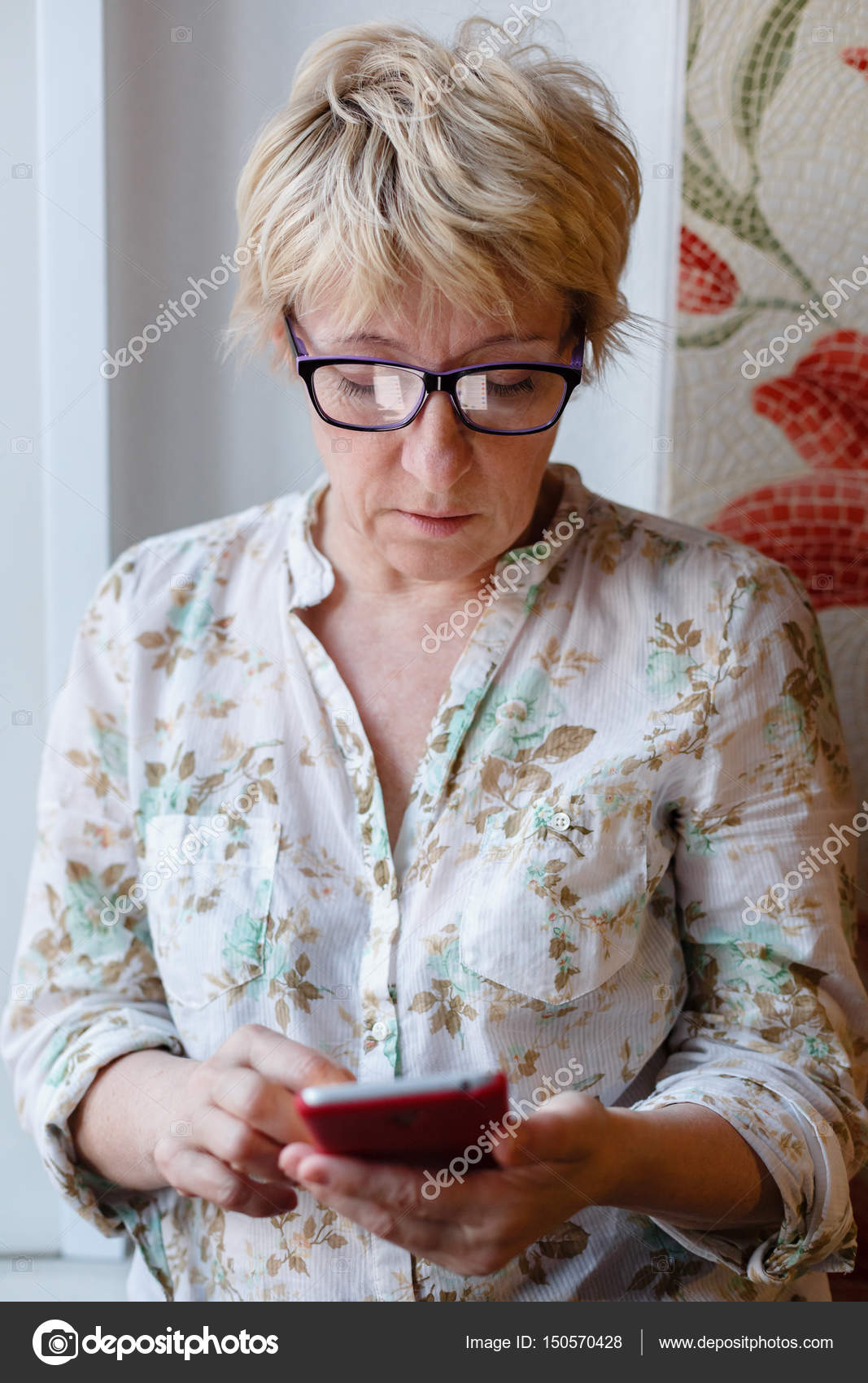 mature with glasses Ipod anal orgasm
