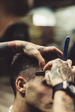 Tıraş istemci berber