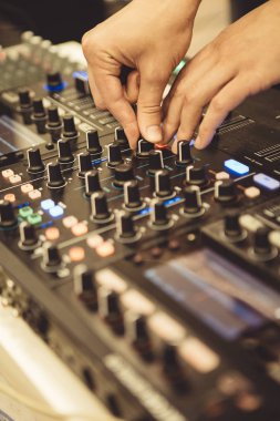 Ses programcısı ses panosu