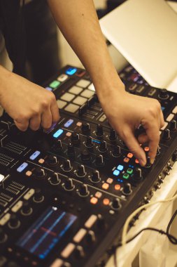 Ses programcısı ses panosu