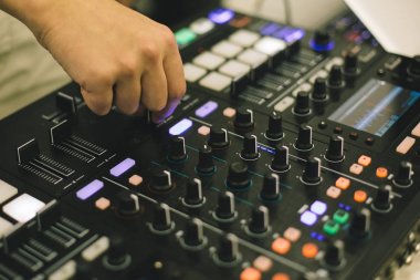 Ses programcısı ses panosu