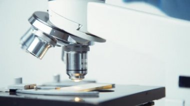 Mikroskop Laboratuvarı yakın çekim çekim.