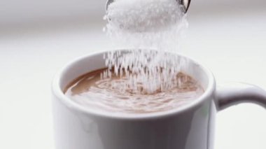 Şeker kahve döktü