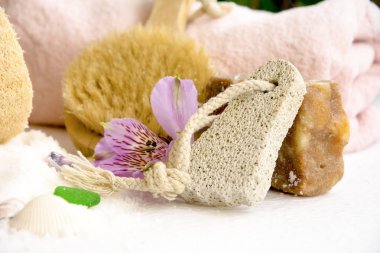 Deniz tuz kristallerinin banyo, ponza, Orsa, alstroemeria akış için