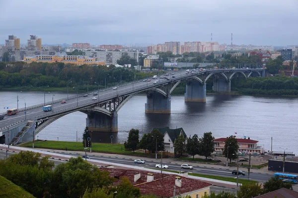 Nizhny Novgorod Russia September 2017 View Canavinsky Bridge Yellow Building — Stock Photo, Image