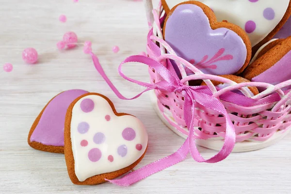 Gingerbread Cookies Wicker Basket Handmade Multicolored Gingerbread Cookies Shape Heart — Stock Photo, Image