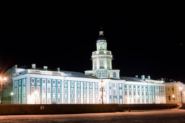Saint Peterburg, Rusya Federasyonu Kunstkamera Müzesi yatay gece görünümü