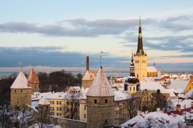 akşam sayısı Tallinn, Estonya