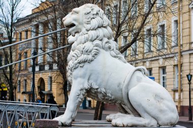 Aslanlar aslan Köprüsü'nde St Petersburg