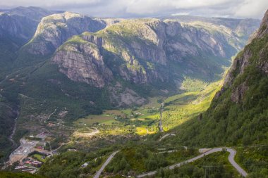 Hava Lysefjord görünümü ve dağ Forsand Belediye Kjerag üzerinden Lysebotn.