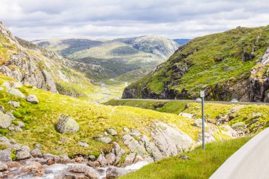 güzel manzara yaz yolda. Forsand, Rogaland, Norveç
