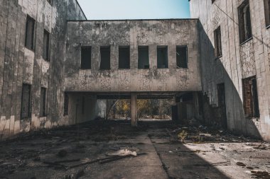 Çernobil, Ukrayna. Çernobil nükleer felaketinden sonra yaptı Pripyat şehir içinde terk.