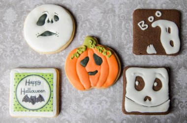 Cadılar Bayramı için ev yapımı lezzetli Kurabiye bisküvi