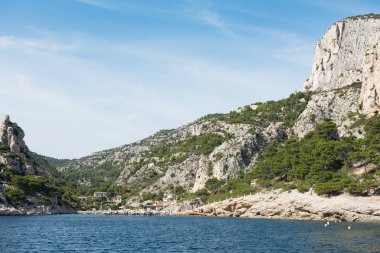 Calanque de Sormiou 'nun denizden güzel manzarası