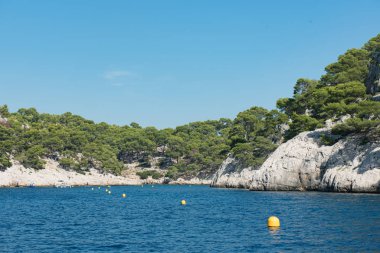 Cassis balıkçı köyü yakınlarındaki Calanques Milli Parkı manzarası, Pro