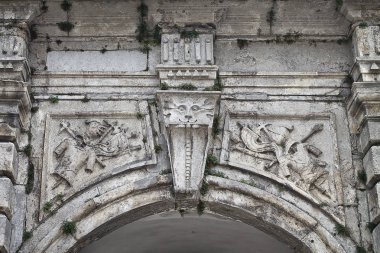  kapı Podgoretsky Kalesi