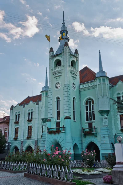 Munkácson Nyugat Ukrajna Városháza Homlokzatán — Stock Fotó