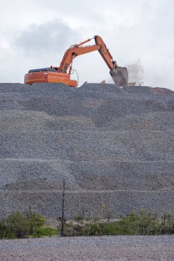 Dağ taş büyük Ekskavatör