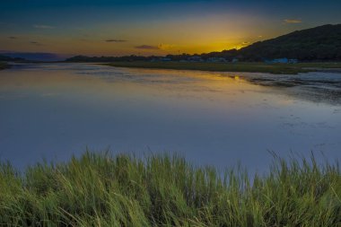 Sunrise, nehir ağzı