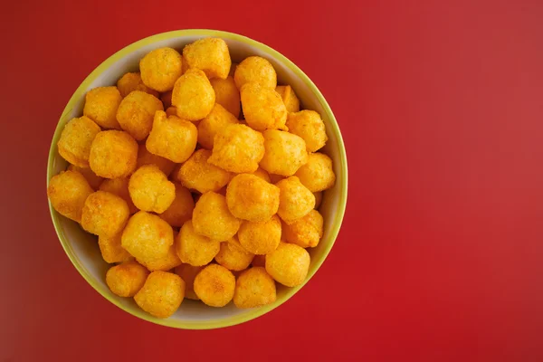 Cheese and chili flavored snack balls — Stock Photo, Image