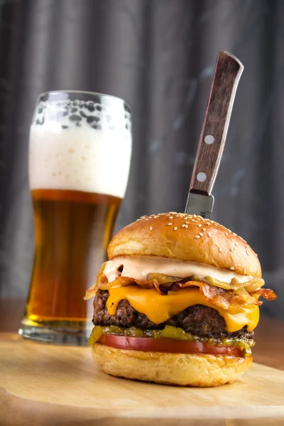 Homemade beef burger — Stock Photo, Image