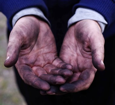 Petrol ve Akaryakıt bir mekanik eller